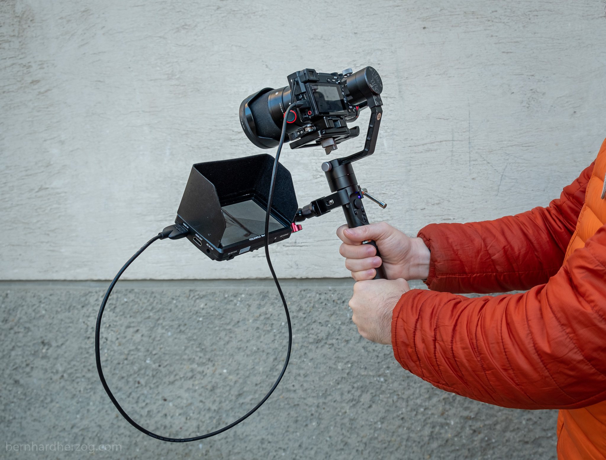 How to use a Monopod Moman M65 Review Tutorial Bernhard Herzog