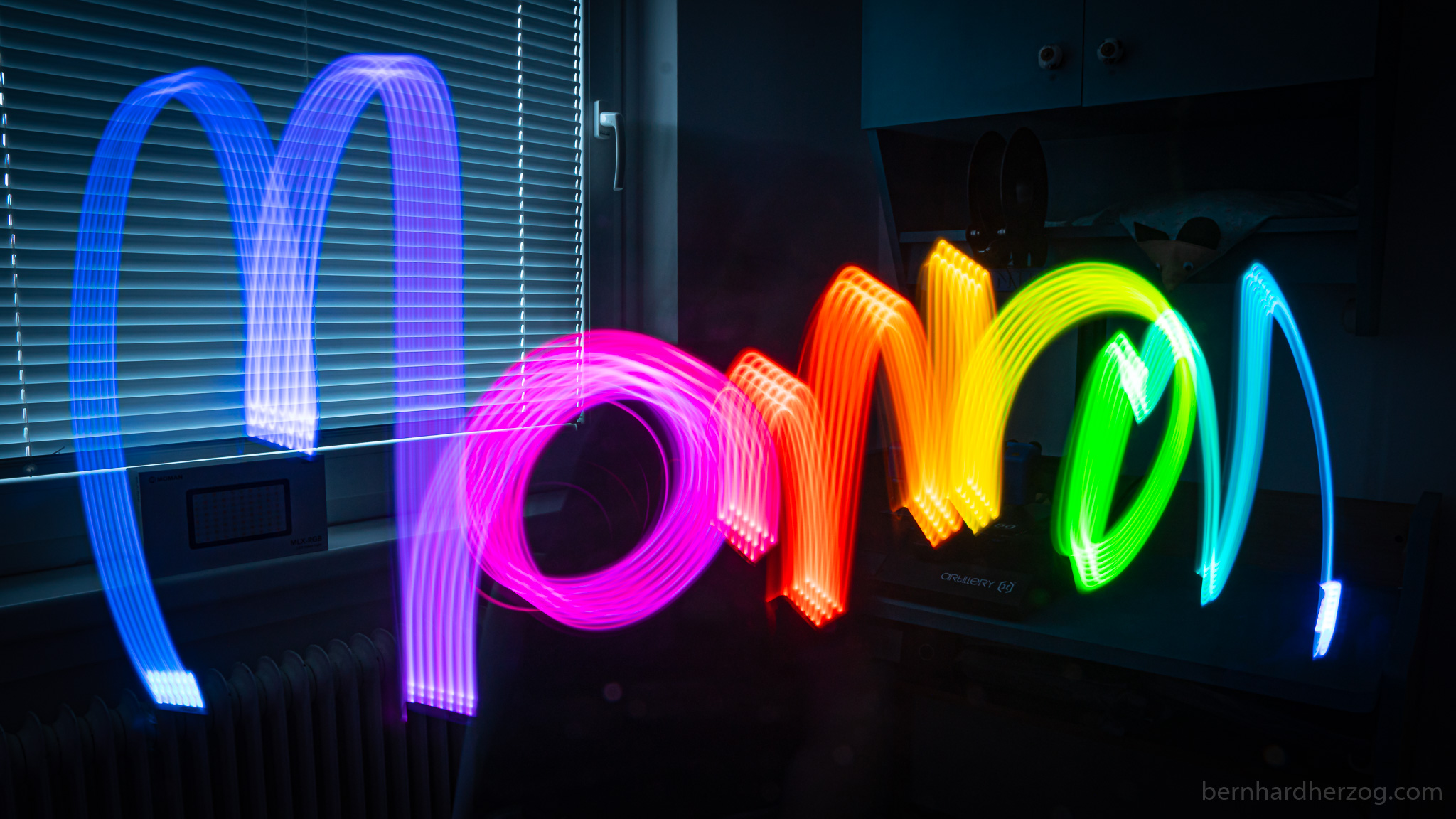 10 creative ideas to use an RGB Light 🌈 Moman MLX-RGB 🚦 LED Photo Video Light Review Tutorial